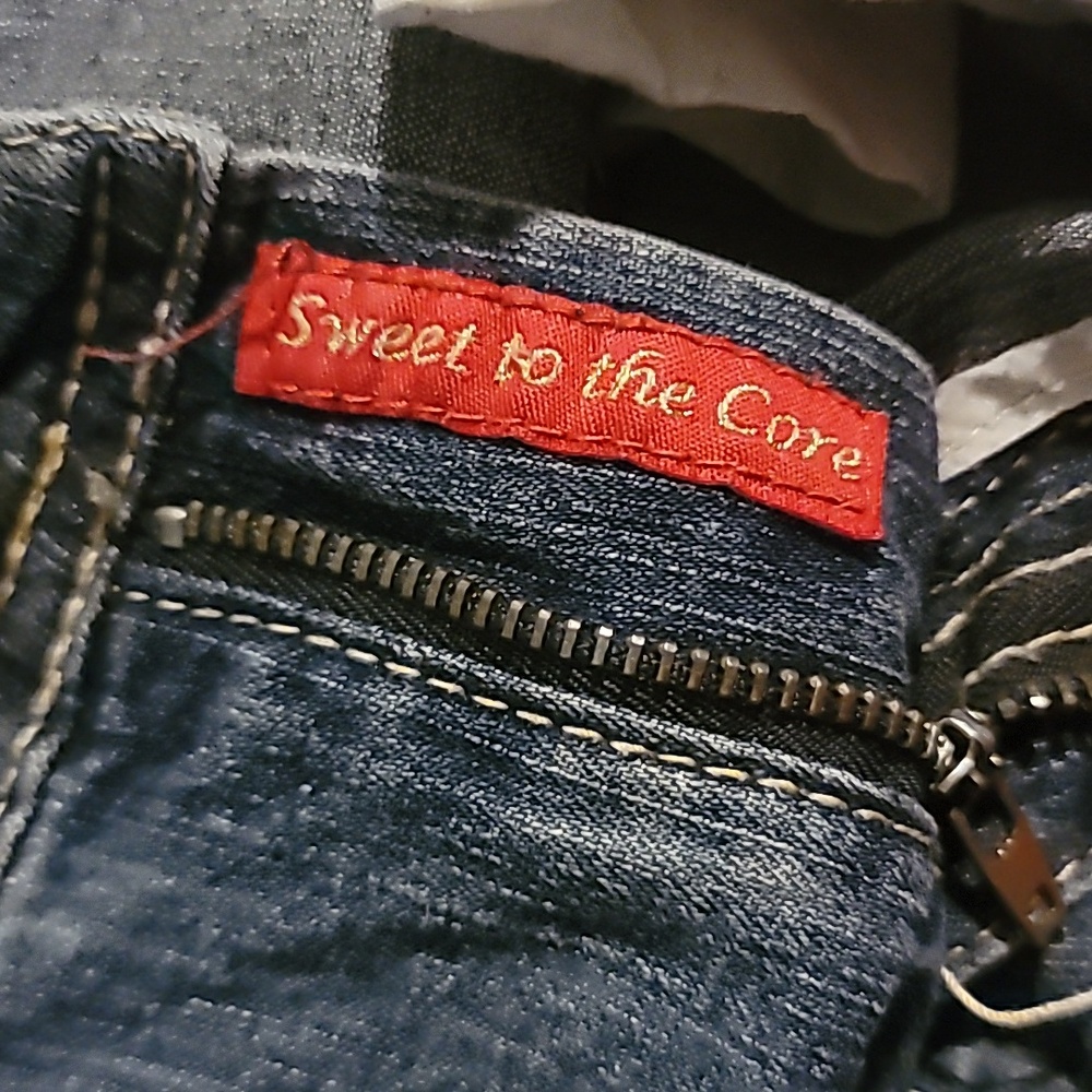 Apple Bottom Jeans - Picture 8 of 13